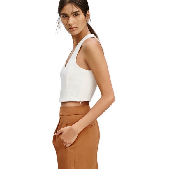 Wilfred Dauphine Tank from Aritzia - Picture 4 of 7